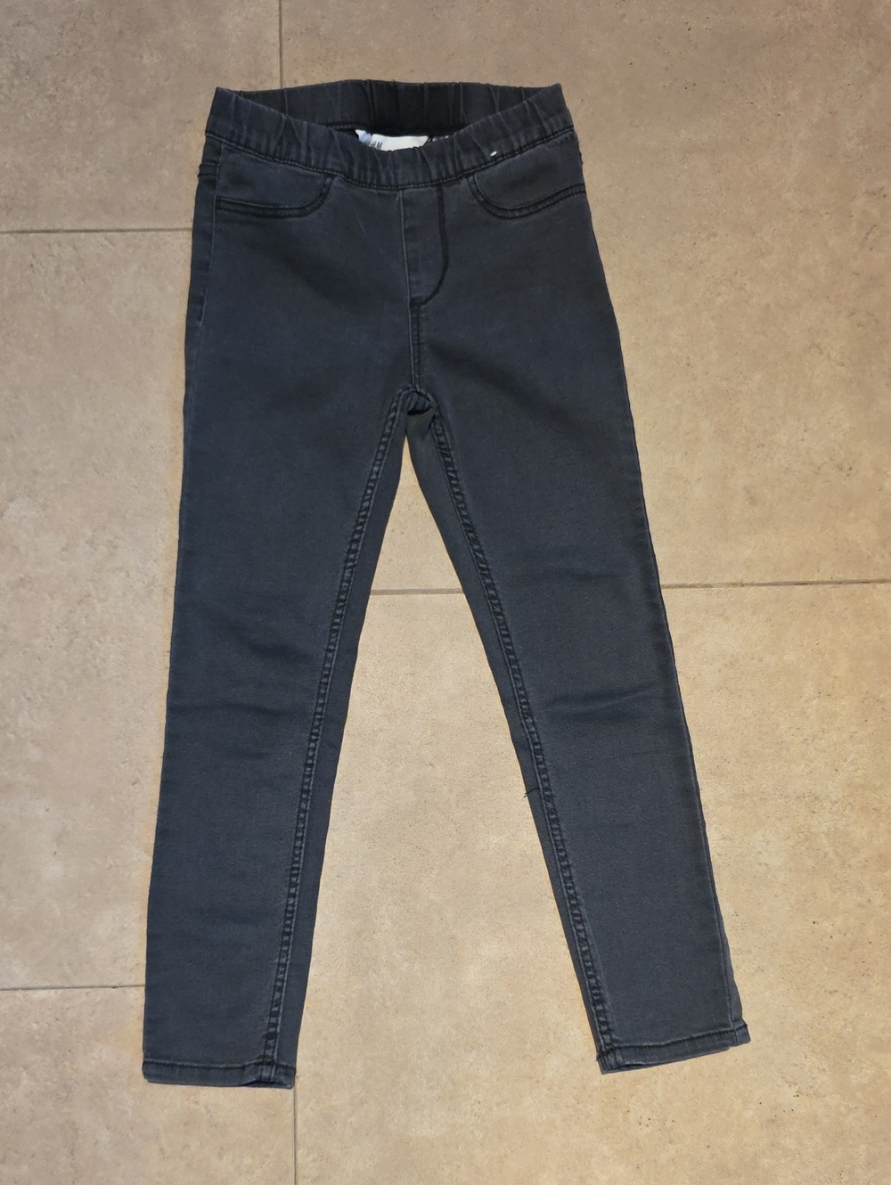 H&M Girl's Dark Black Slim Jeggings. Size 5T